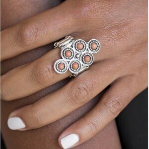 Paparazzi River Rock Rhythm Stretch Ring